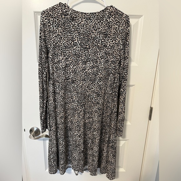 Old Navy Women’s Leopard Print Long Sleeve Swing Dress Flare Size Small Tall - Picture 7 of 7